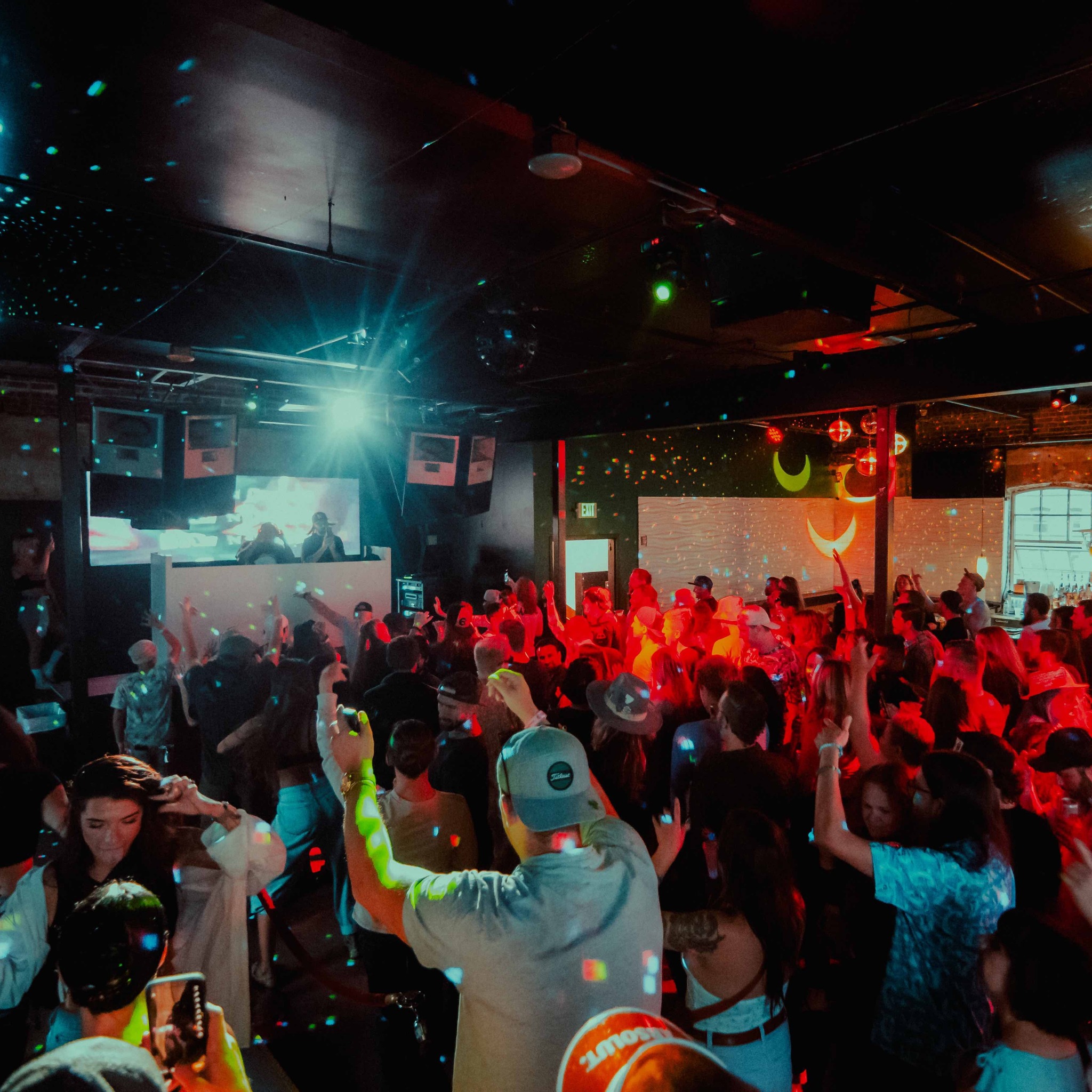 6 Best R&B Clubs in Denver [2026 April Update]